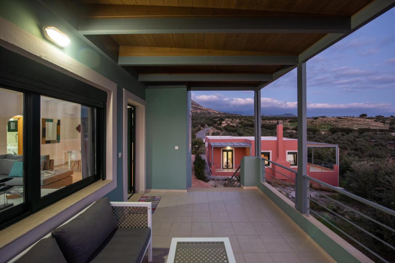 Portela Luxury Homes * Keratokampos